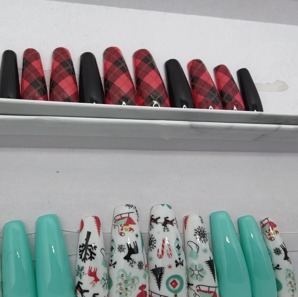 Lot of 4 size medium nails long ballerina